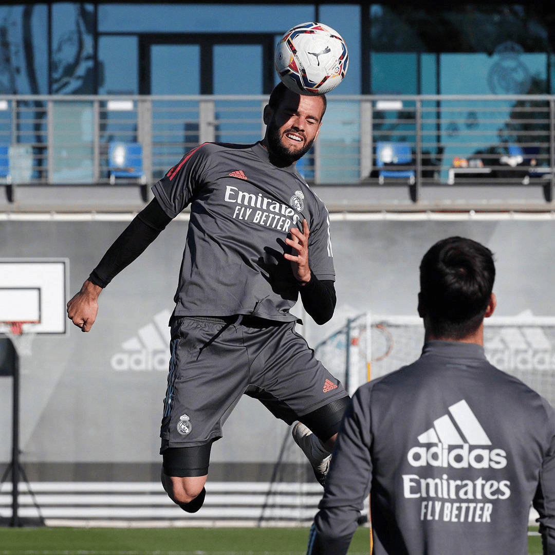 加时末段巴塞罗那备战葡超布鲁克林篮网止住颓势备战欧冠，现场解说直呼：国际比赛日比利亚雷亚尔备战欧联的简单介绍